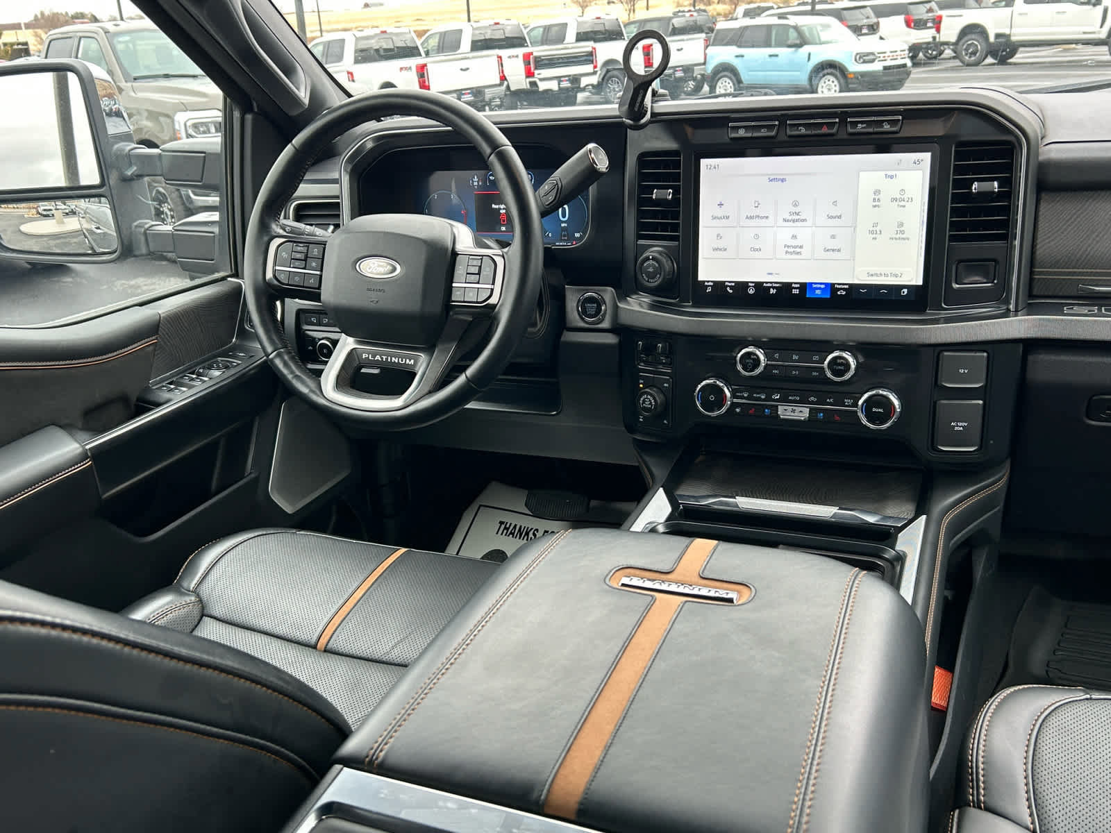 Certified 2023 Ford F350 Platinum w/ Tremor Off-Road Package image 22