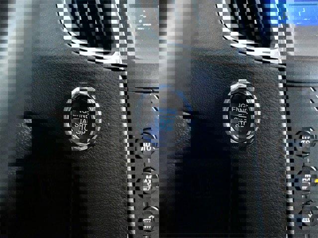 Certified 2020 Ford Edge Titanium w/ Equipment Group 301A image 21