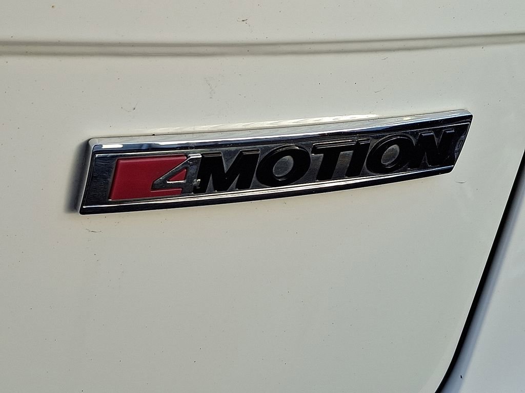 Used 2021 Volkswagen Tiguan SE image 29