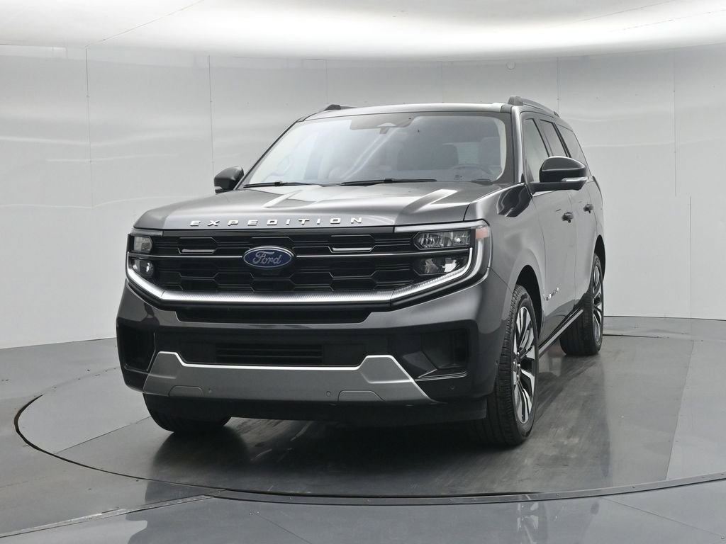 Certified 2025 Ford Expedition Platinum w/ Driver's Package AWD/4WD image 62