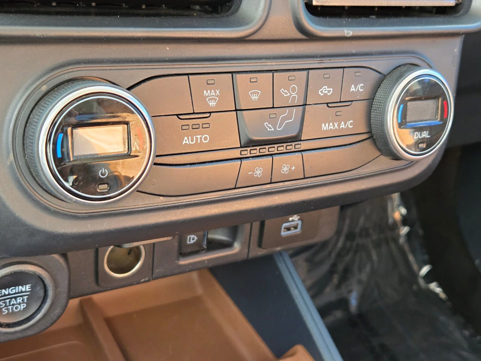 Certified 2022 Ford Maverick Lariat image 22