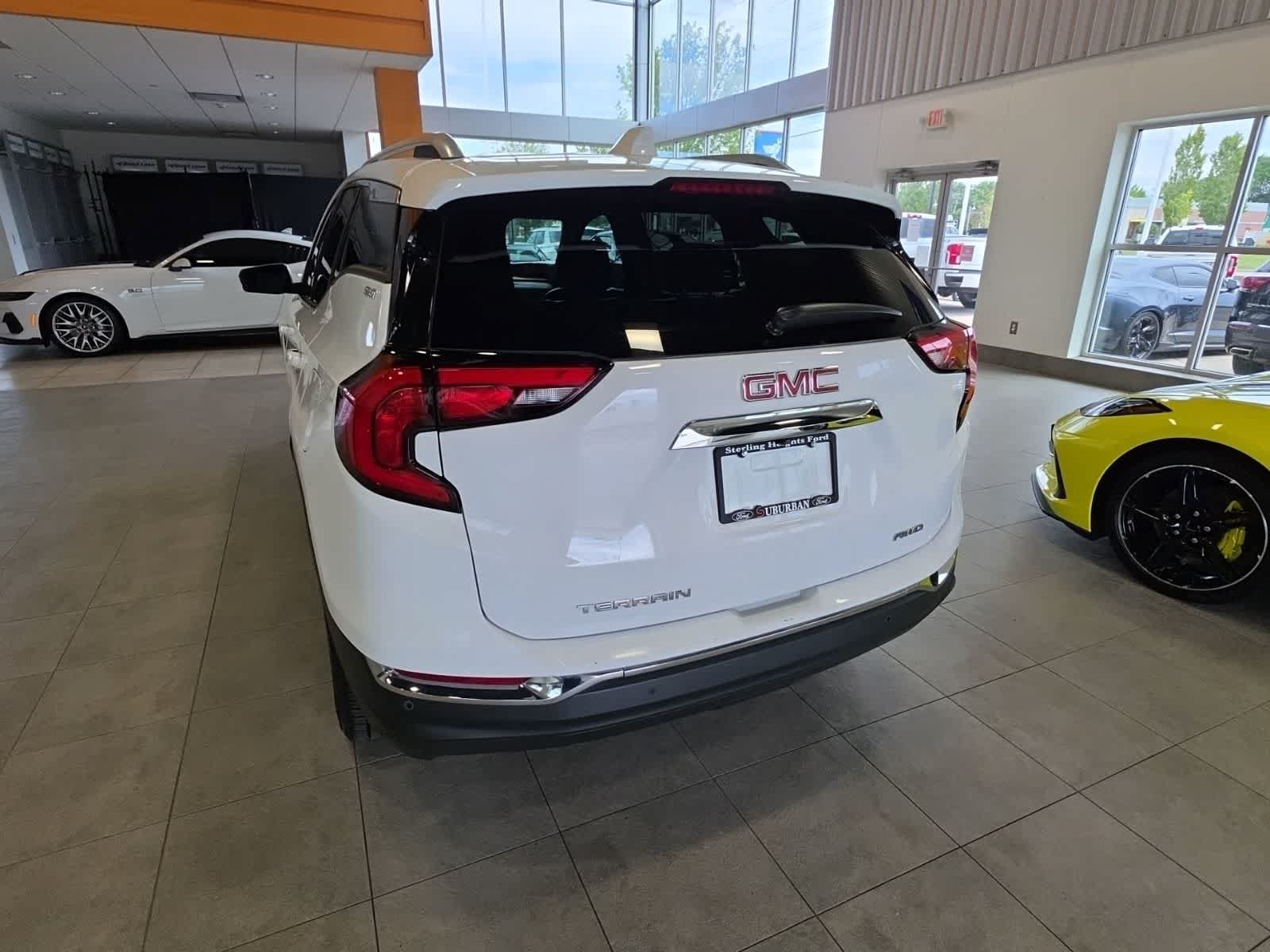 Used 2019 GMC Terrain SLT w/ Preferred Package AWD/4WD image 12