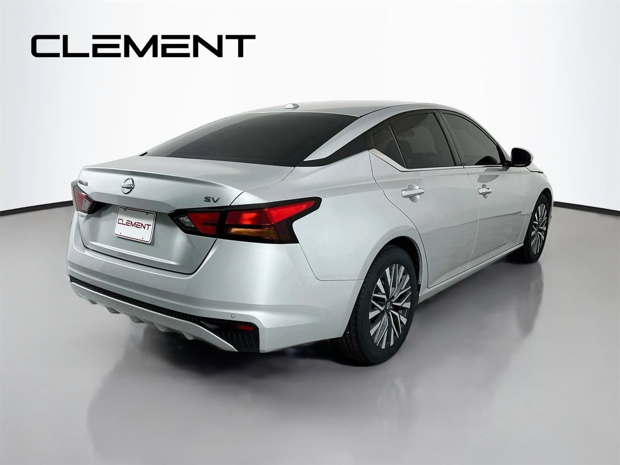 Used 2023 Nissan Altima 2.5 SV FWD image 7