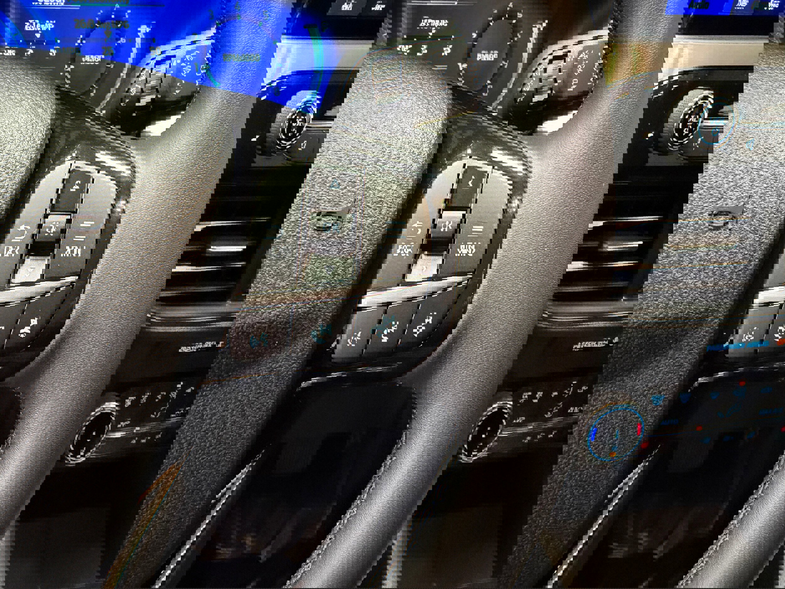 Certified 2022 Ford Escape Titanium image 19