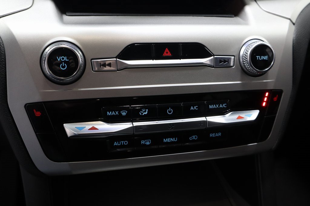 Certified 2021 Ford Explorer XLT image 34