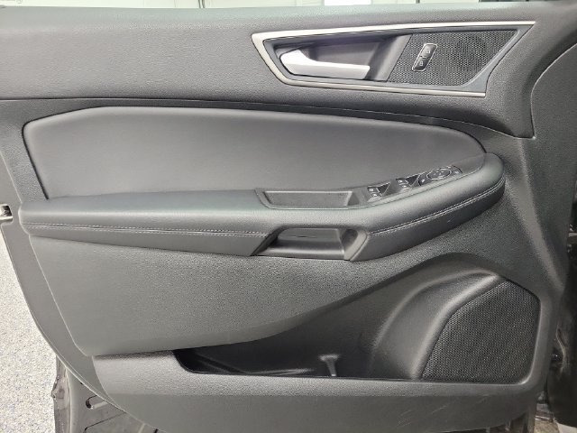 Certified 2024 Ford Edge SEL w/ Convenience Package AWD/4WD image 17