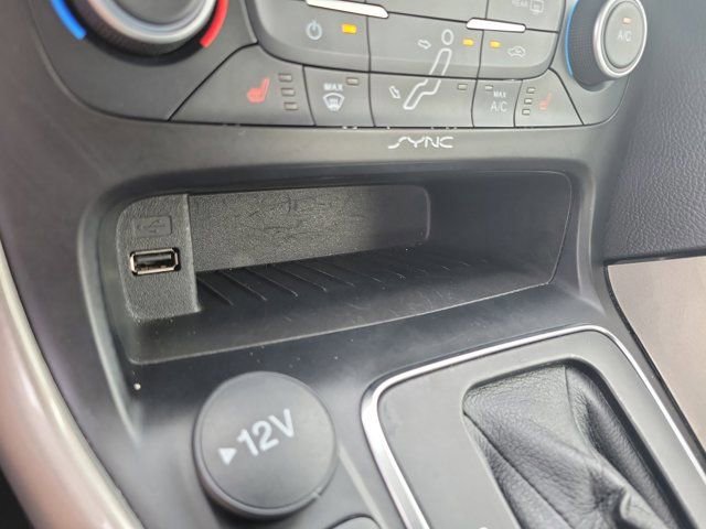 Certified 2018 Ford Focus Titanium image 29