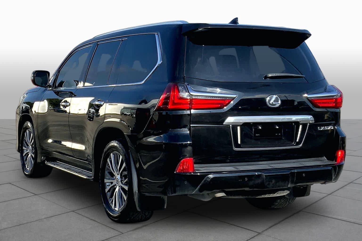 Used 2019 Lexus LX 570 4WD w/ Luxury Package image 12