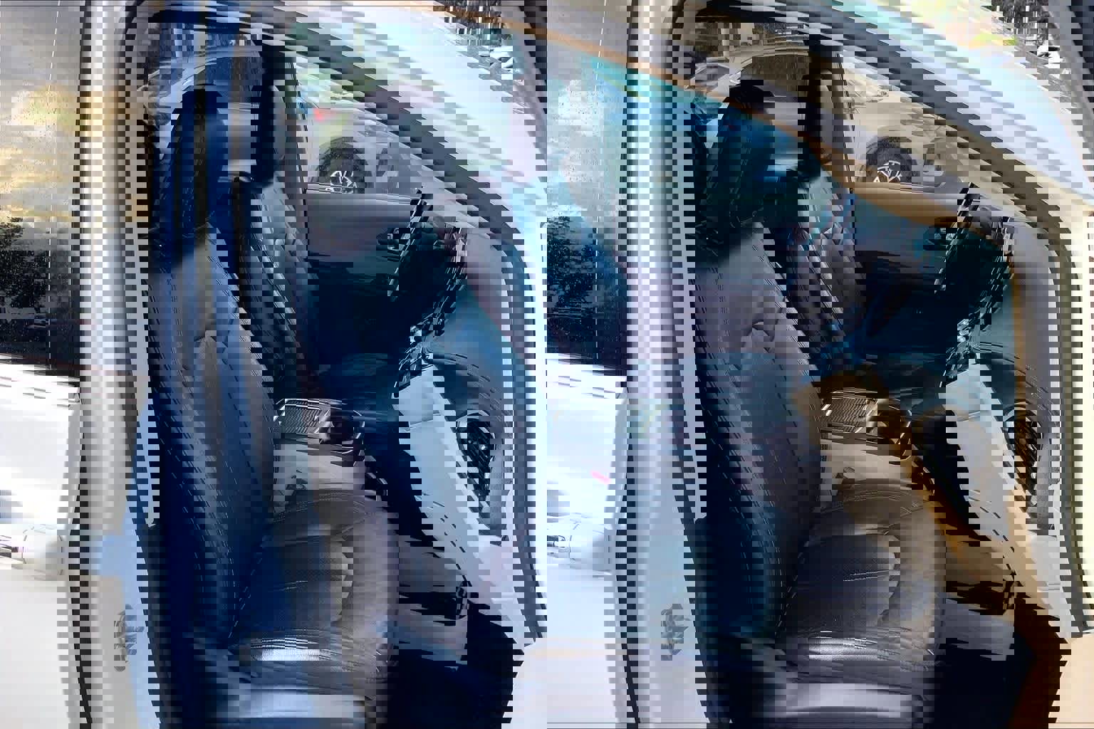 Used 2021 Chrysler Pacifica Touring-L image 15