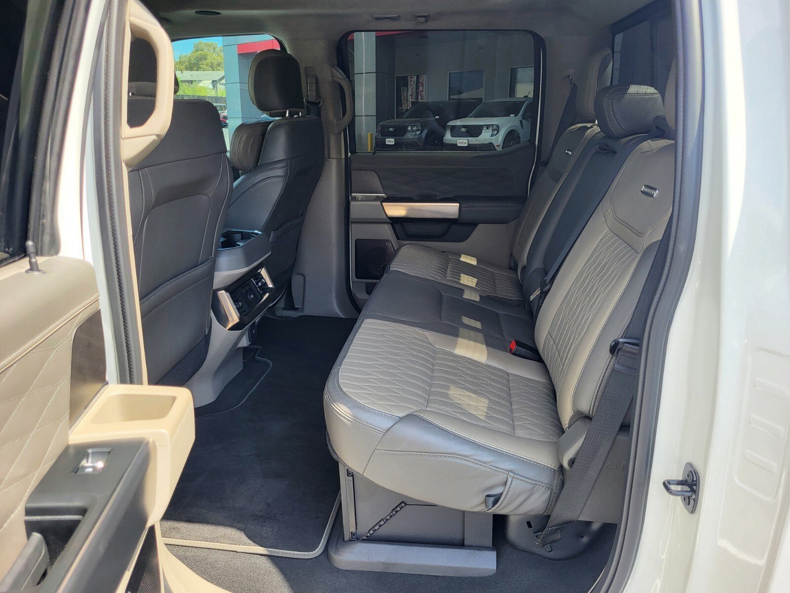 Certified 2026 Ford F350 Platinum w/ Platinum Plus Package image 19