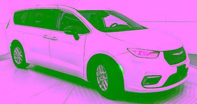 Used 2024 Chrysler Pacifica Touring-L FWD image 1