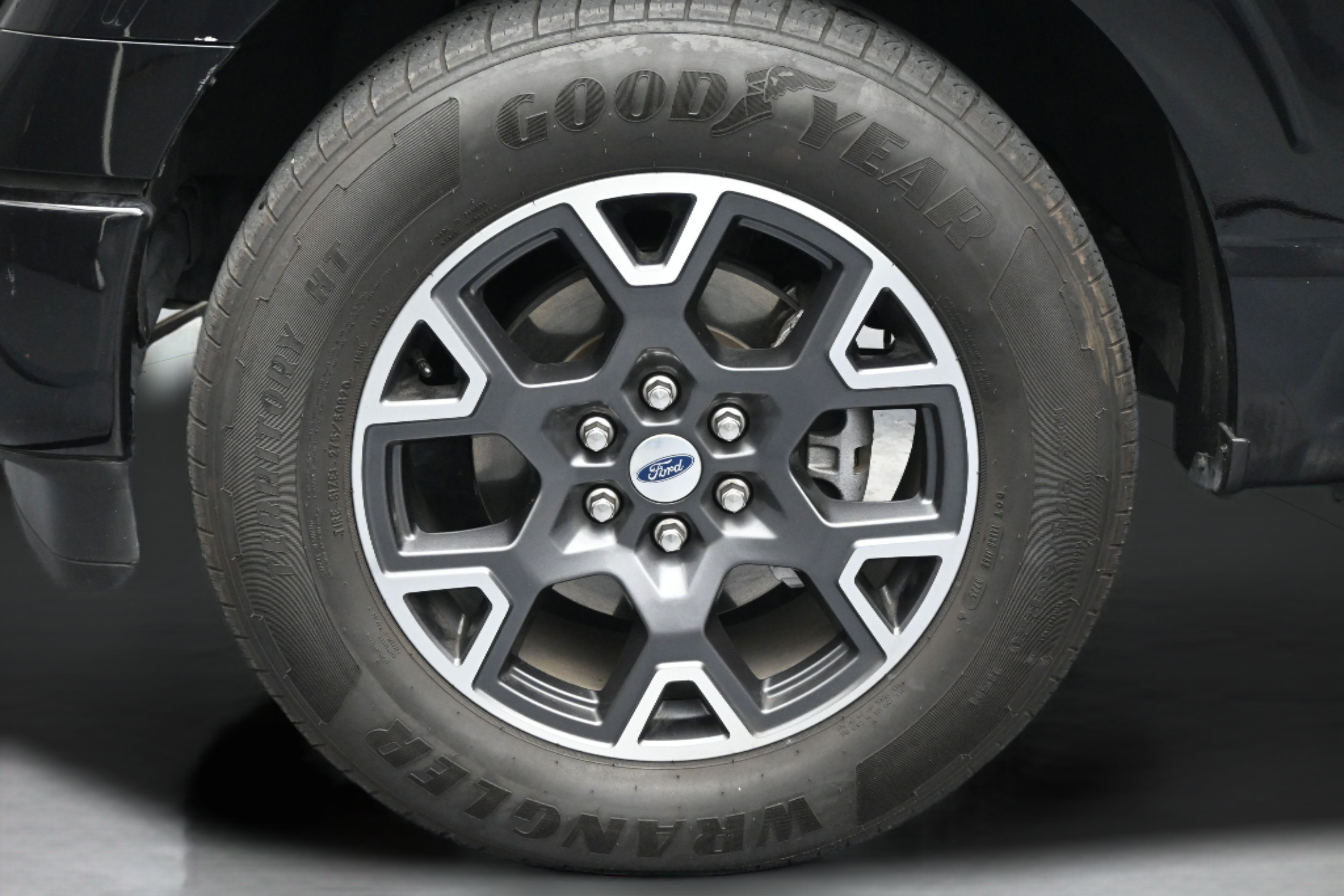 Certified 2025 Ford F150 STX w/ Equipment Group 200A RWD image 10