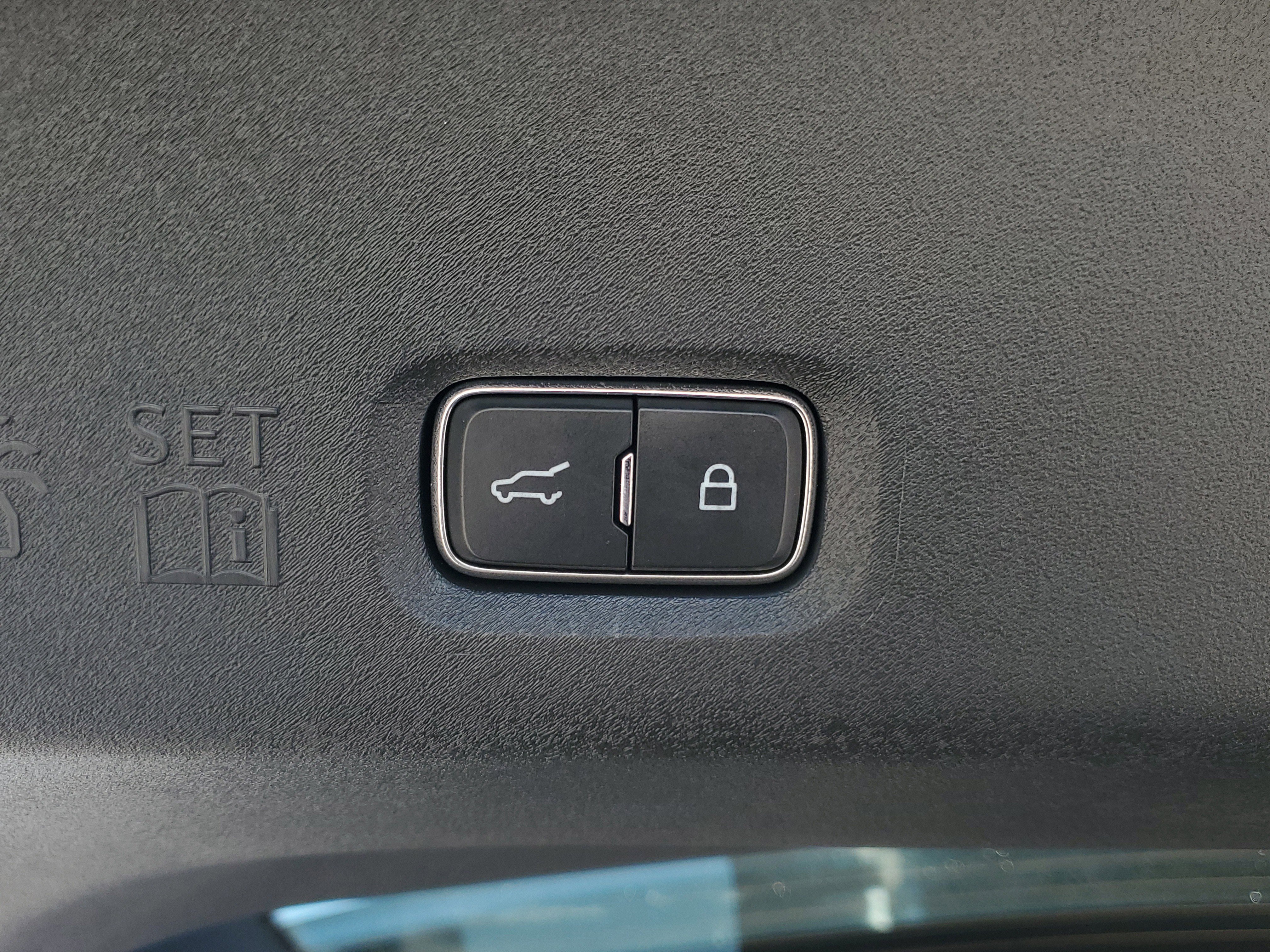 Certified 2025 Ford Expedition Active image 11