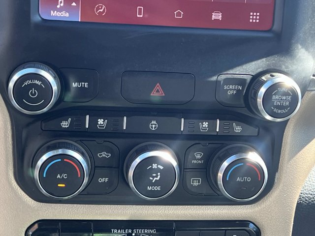 Used 2022 RAM 1500 Laramie AWD/4WD image 24