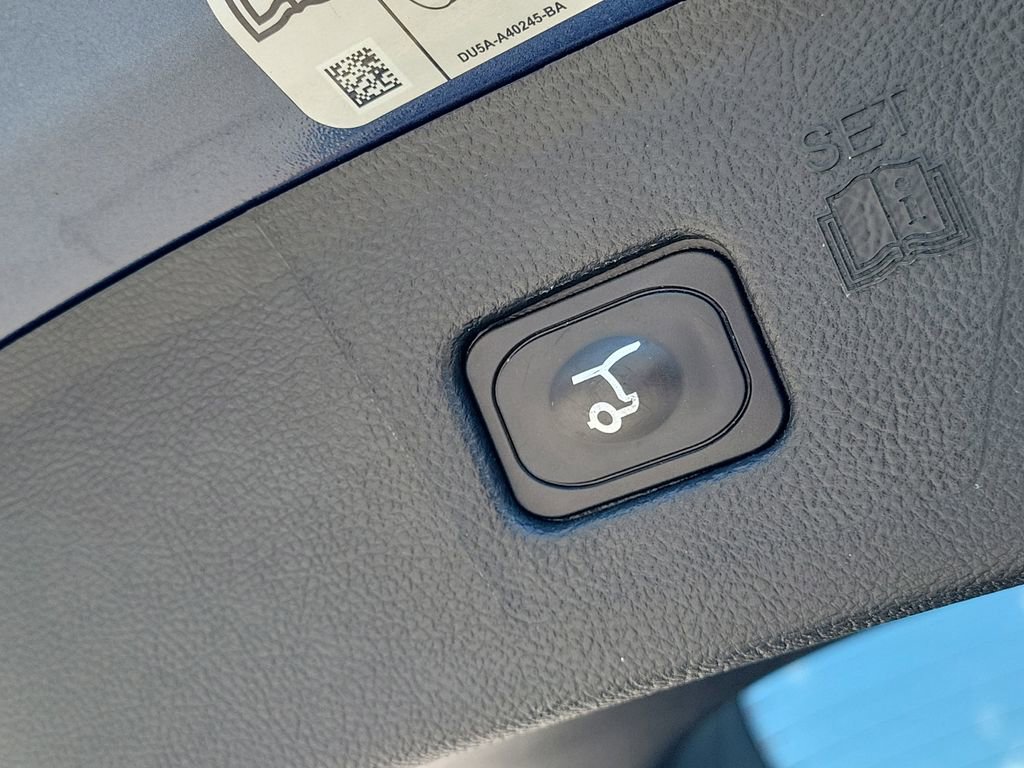 Certified 2019 Ford Edge SEL w/ Equipment Group 201A image 13