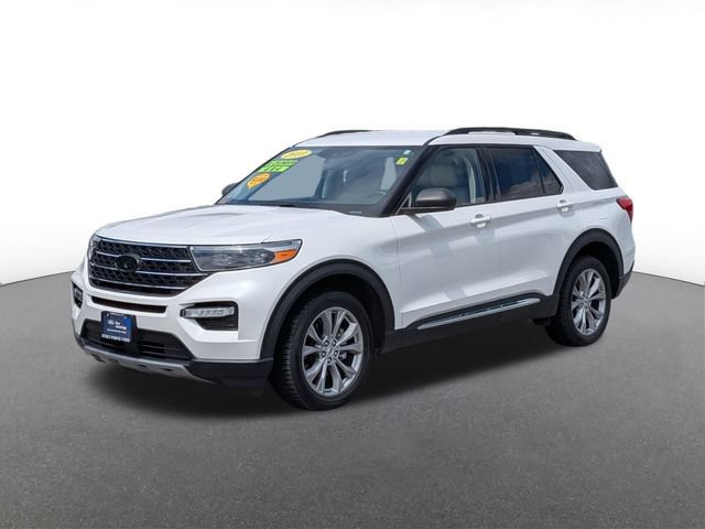 Certified 2023 Ford Explorer XLT w/ Equipment Group 202A AWD/4WD image 5