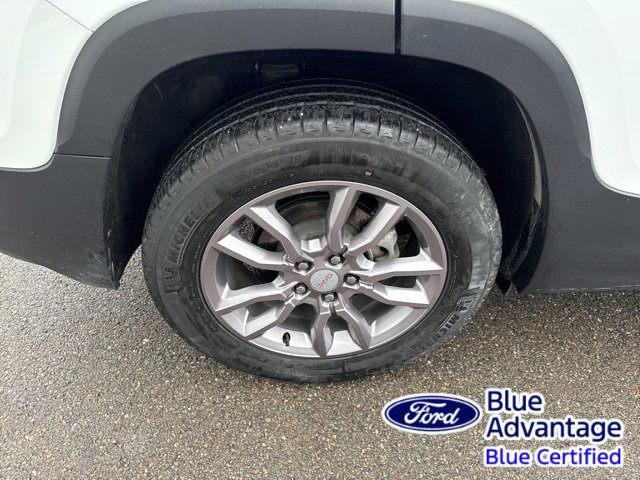 Used 2023 GMC Terrain SLT image 12