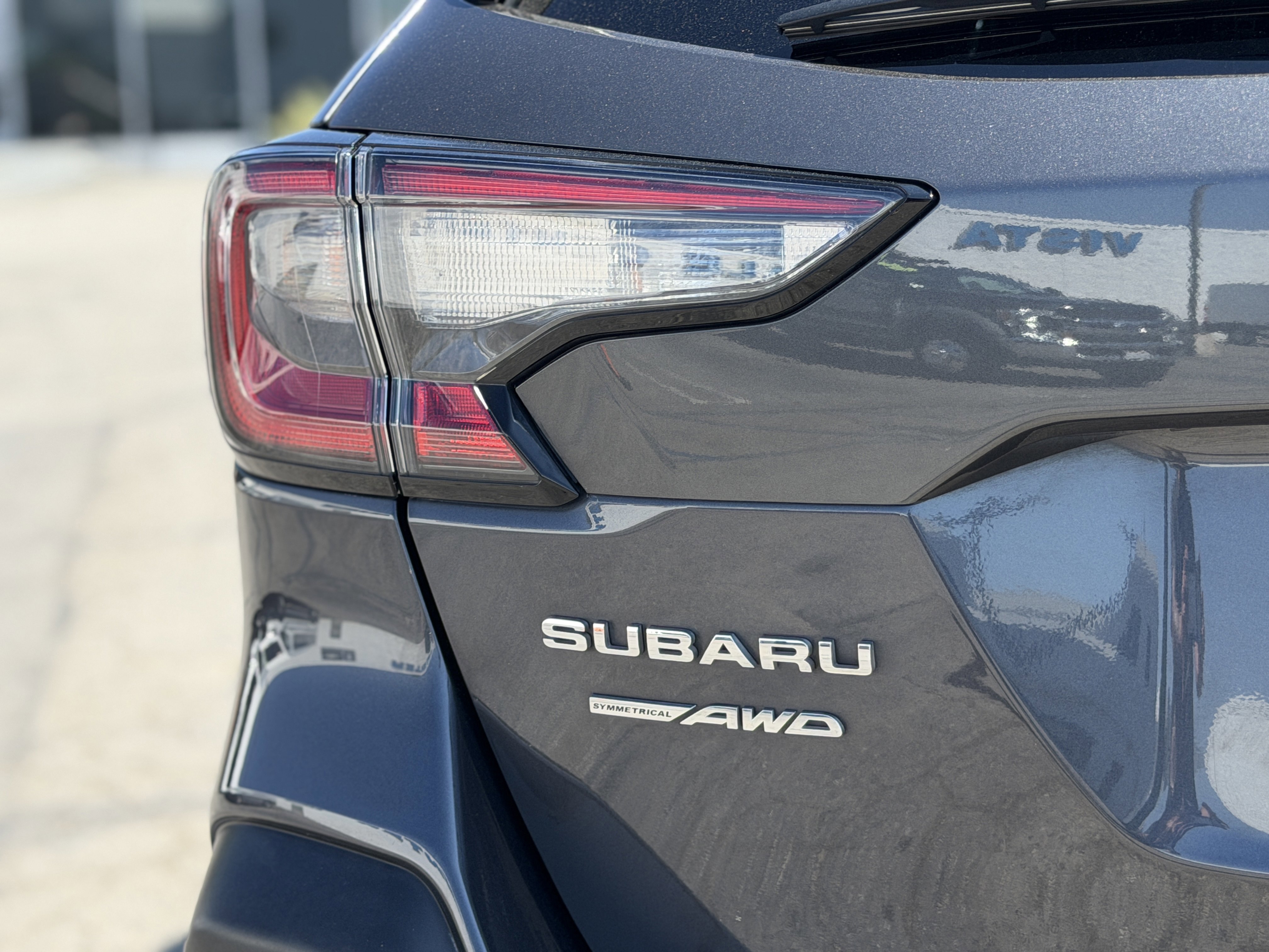 Used 2023 Subaru Outback Premium AWD/4WD image 11