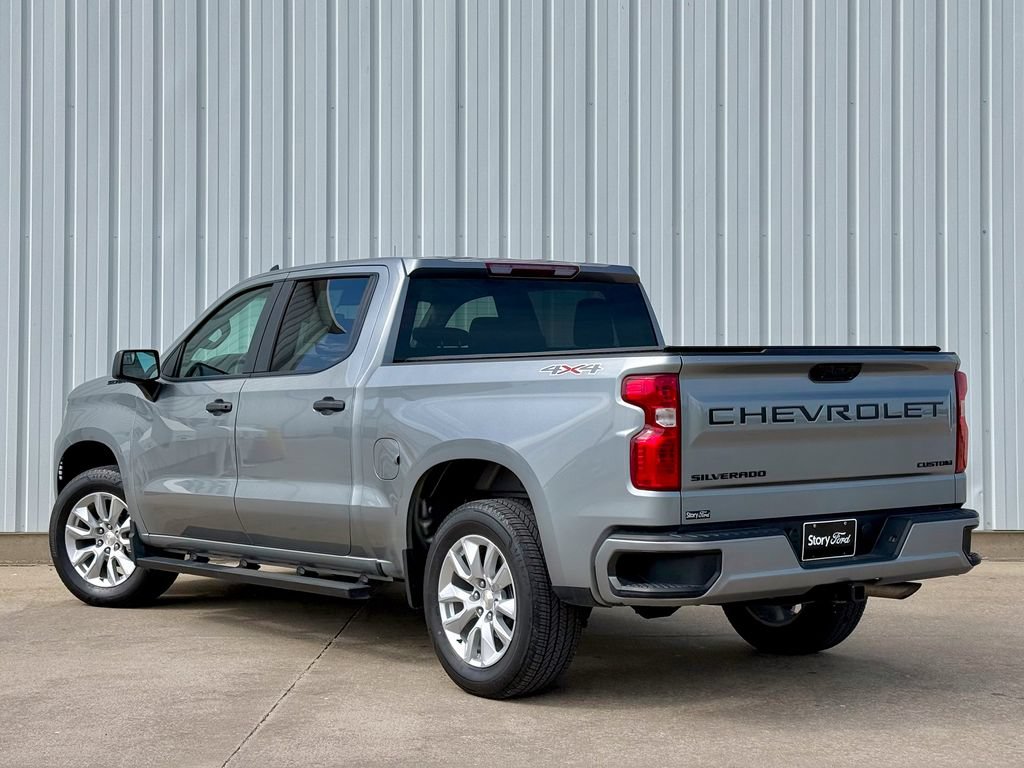 Used 2023 Chevrolet Silverado 1500 Custom w/ LPO, Dark Essentials Package AWD/4WD image 4