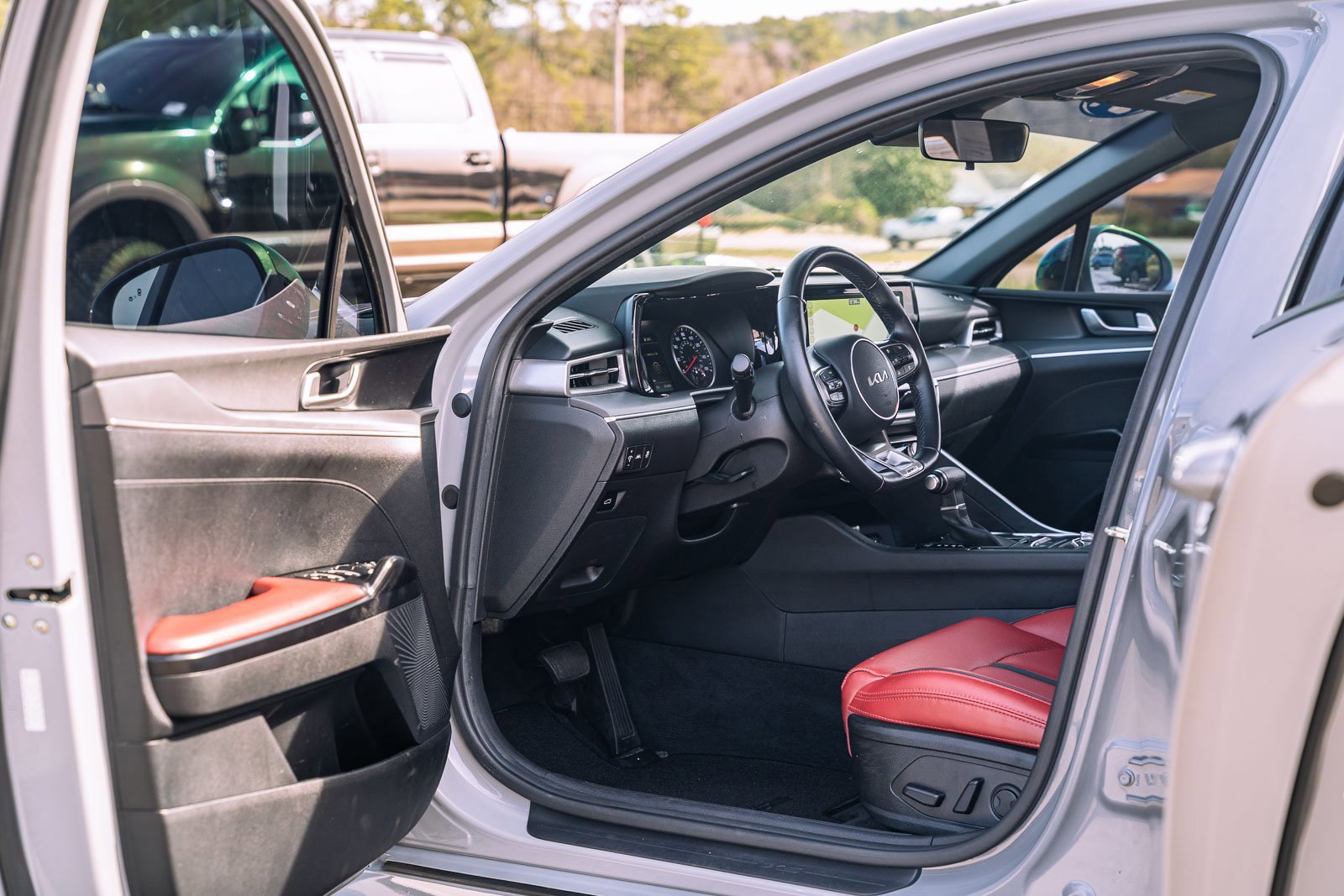 Used 2024 Kia K5 GT-Line w/ GT-Line Premium Package image 17