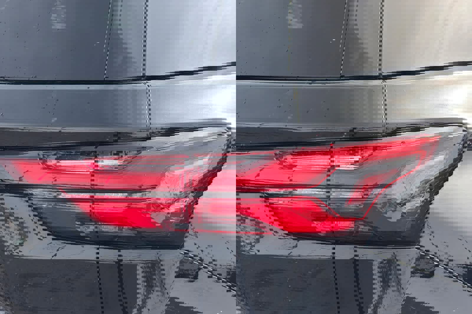 Used 2022 Chevrolet Traverse LT image 28