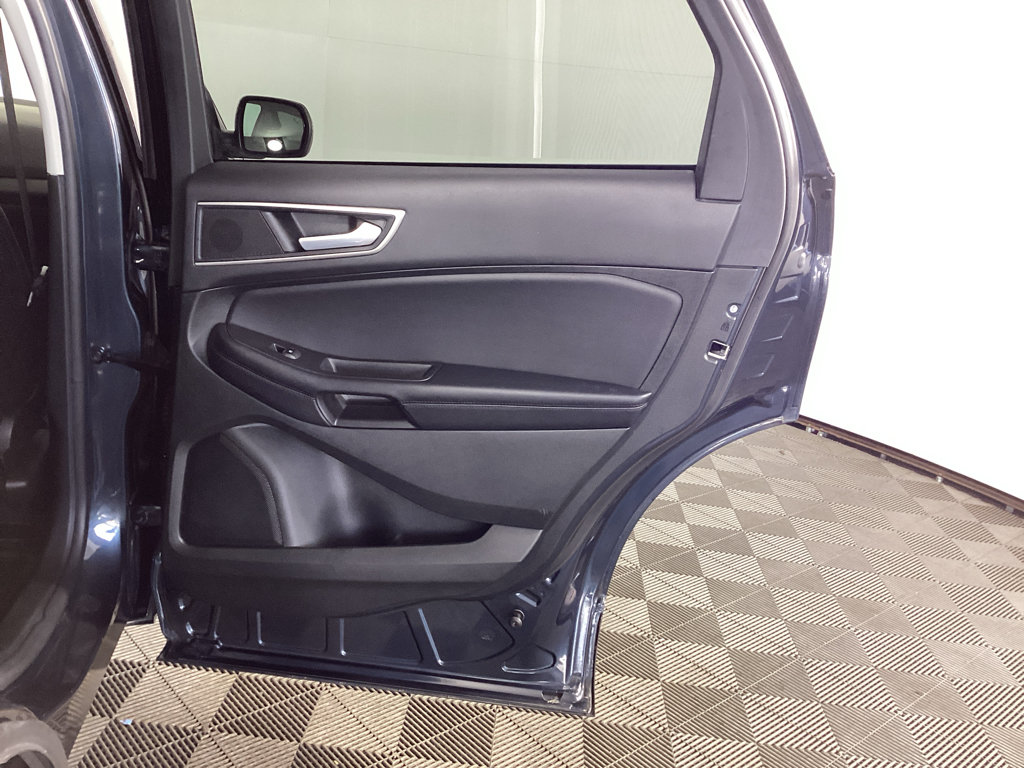 Certified 2023 Ford Edge SEL w/ Convenience Package AWD/4WD image 11