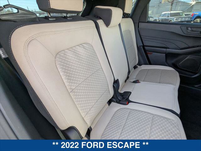 Certified 2022 Ford Escape SE image 22