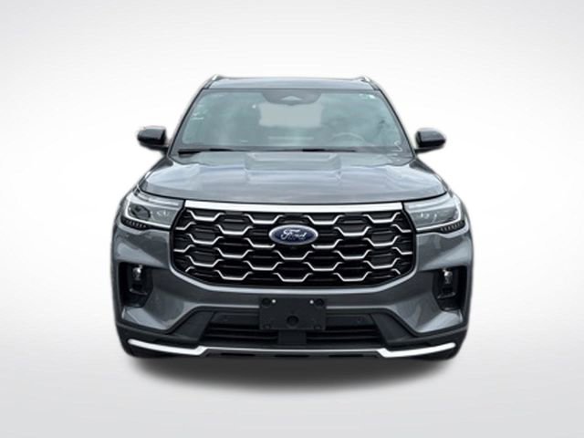 Certified 2025 Ford Explorer Platinum w/ Ultimate Package AWD/4WD image 2