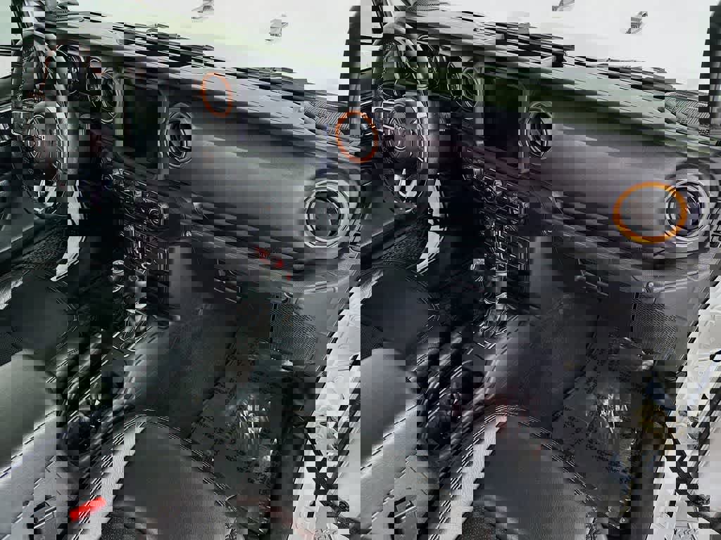 Used 2023 Jeep Gladiator Mojave w/ Dual Top Group image 32