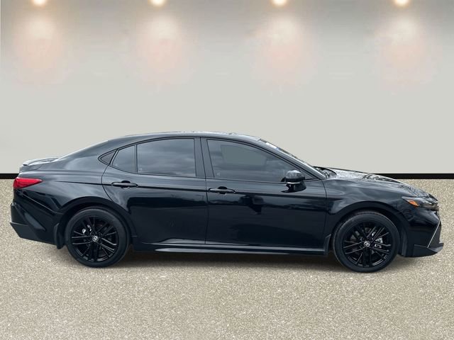 Used 2026 Toyota Camry SE w/ Convenience Package image 4