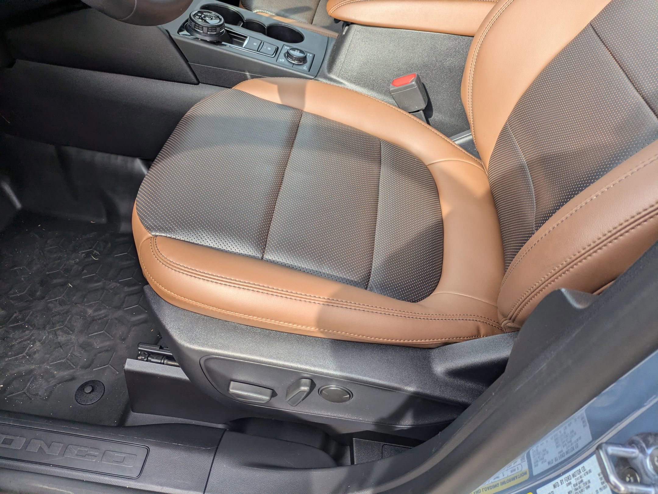 Certified 2024 Ford Bronco Sport Badlands w/ Premium Package image 14