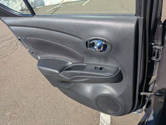 Used 2018 Nissan Versa SV image 26