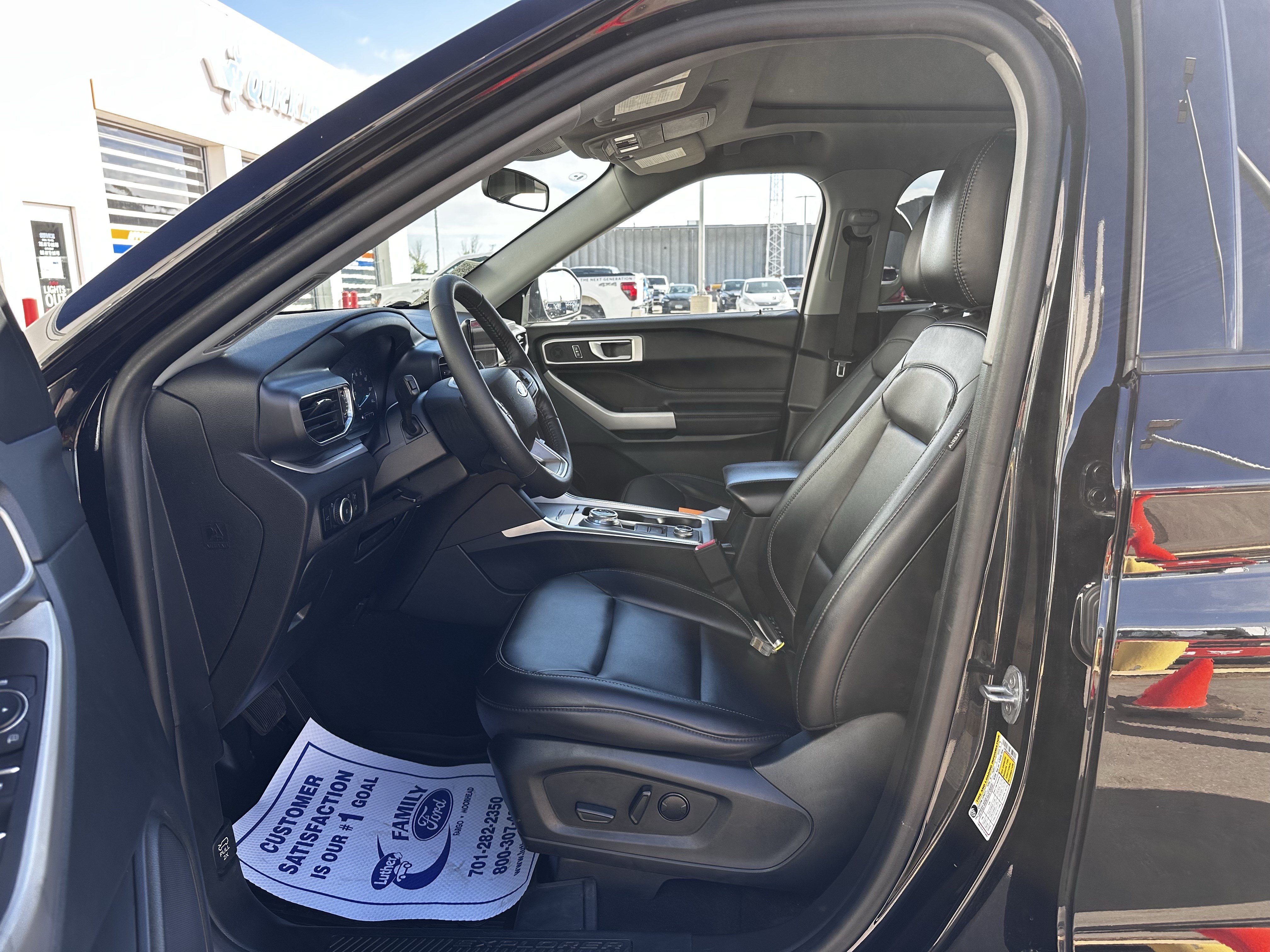 Certified 2023 Ford Explorer XLT w/ Equipment Group 202A AWD/4WD image 21