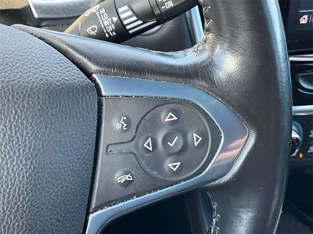 Used 2022 Chevrolet Traverse LT image 9