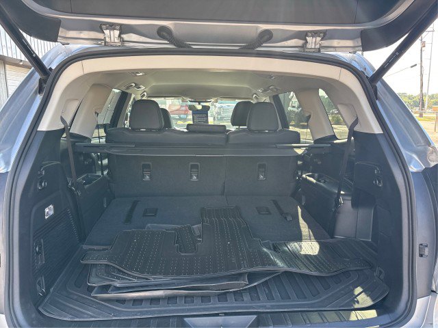 Used 2022 Subaru Ascent Limited AWD/4WD image 11