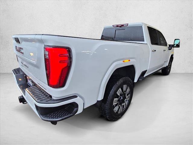 Used 2025 GMC Sierra 2500 Denali w/ Denali Reserve Package AWD/4WD image 5