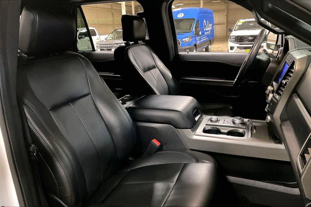 Certified 2020 Ford Expedition XLT w/ Equipment Group 201A AWD/4WD image 7