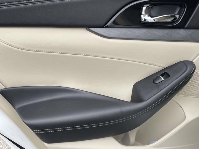 Used 2017 Nissan Maxima 3.5 SL FWD image 9