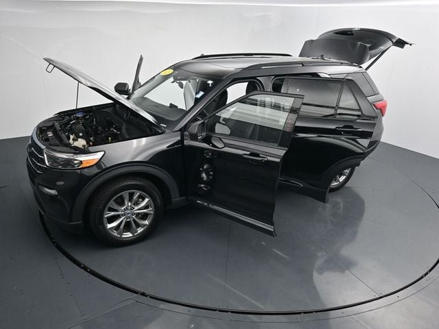 Certified 2023 Ford Explorer XLT w/ Equipment Group 202A AWD/4WD image 39