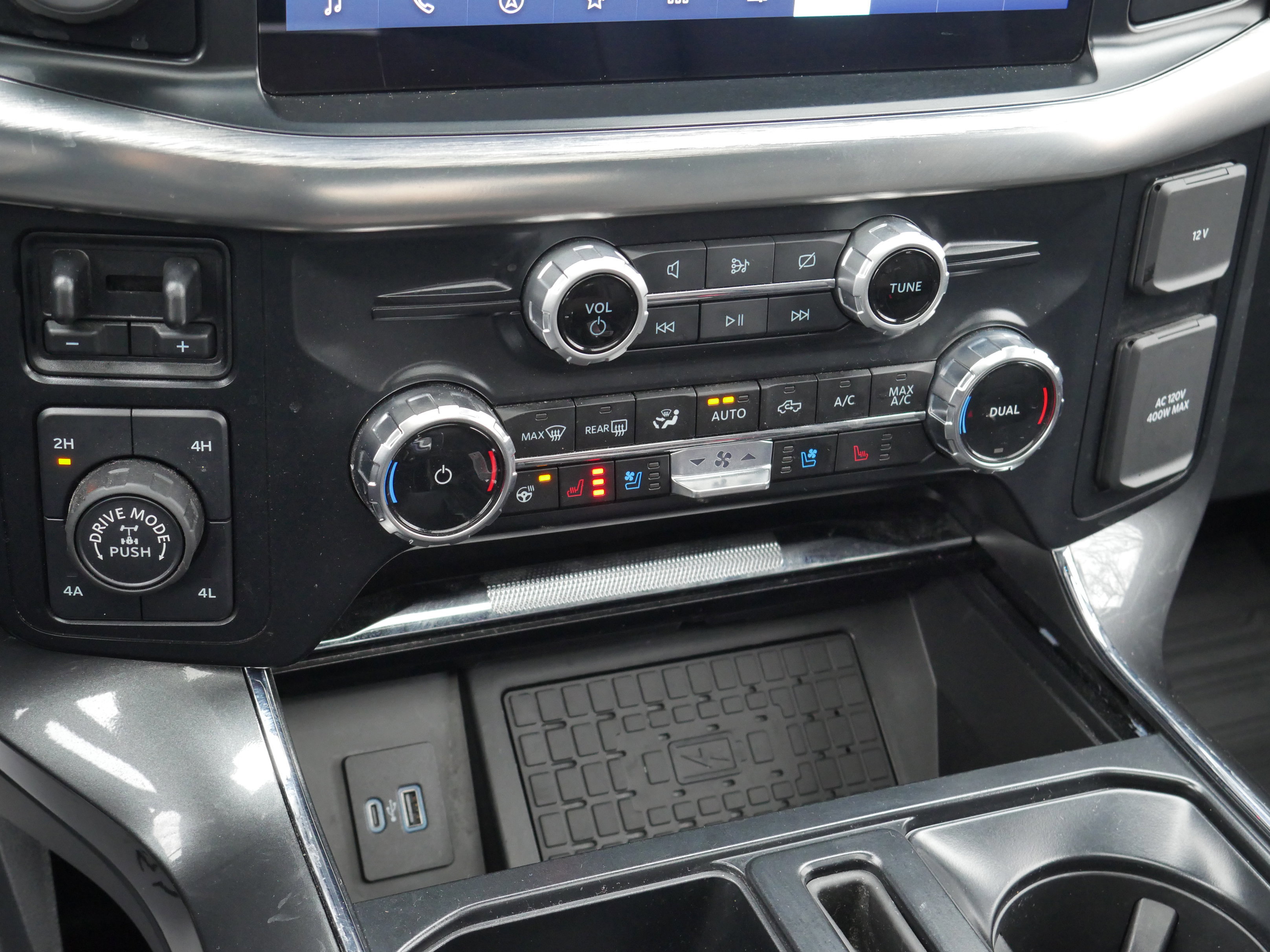 Certified 2023 Ford F150 Lariat w/ Equipment Group 502A High image 22