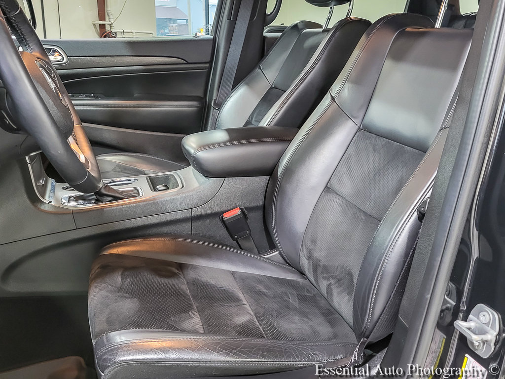 Used 2018 Jeep Grand Cherokee Altitude AWD/4WD image 10