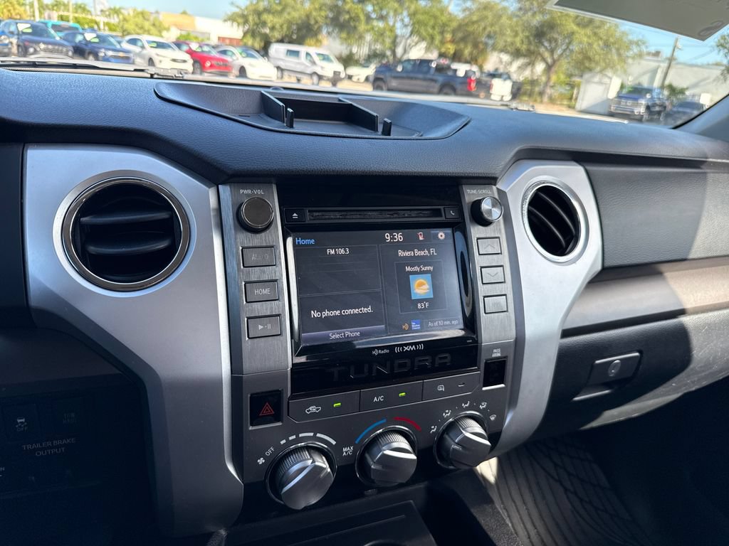 Used 2018 Toyota Tundra SR5 w/ SR5 Upgrade Package RWD image 18
