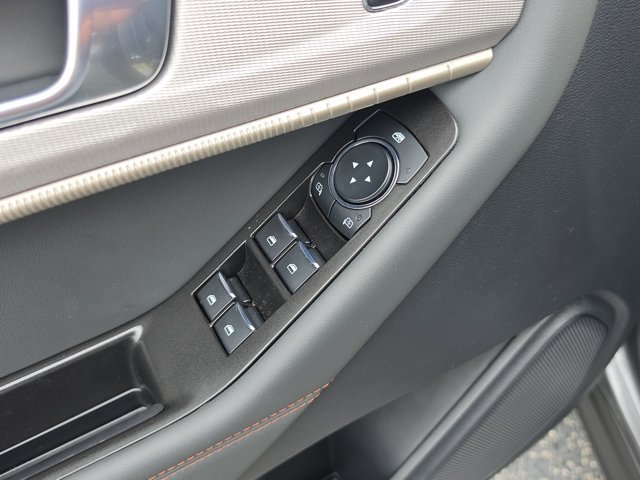 Certified 2026 Ford Explorer Active RWD image 17
