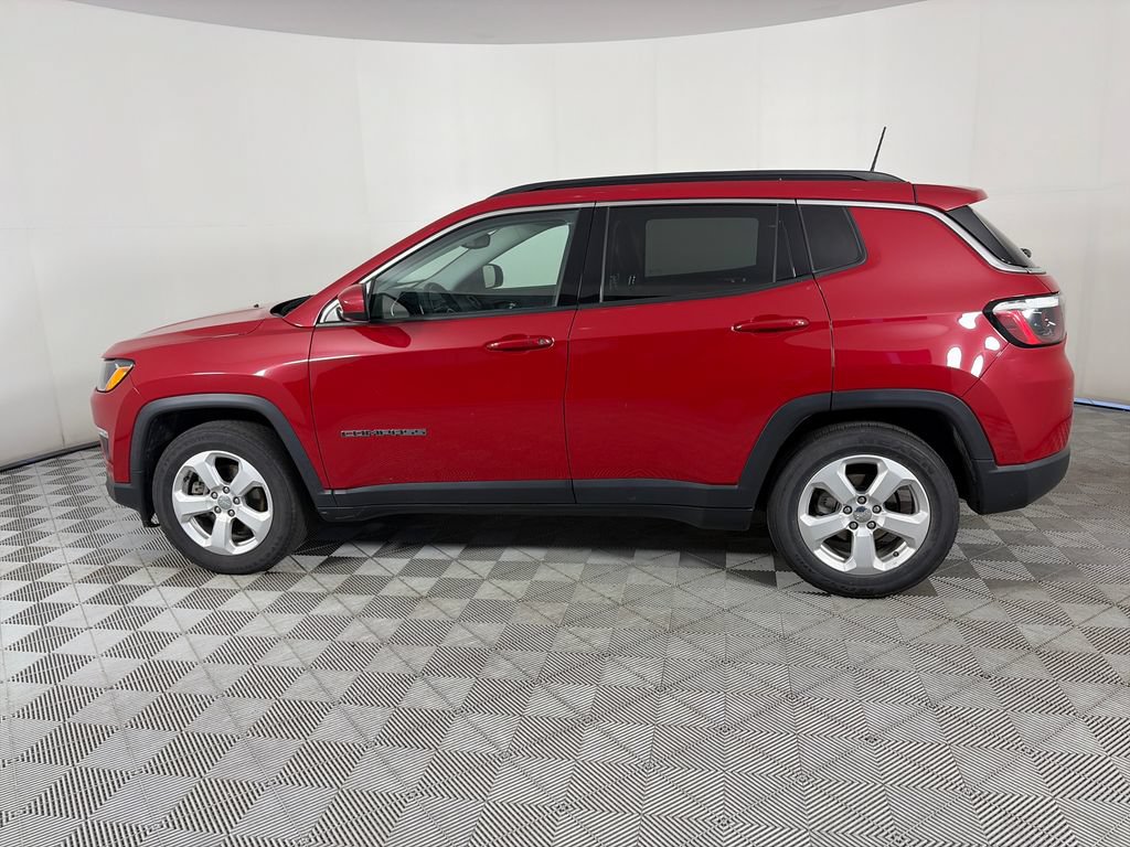 Used 2021 Jeep Compass Latitude FWD image 4