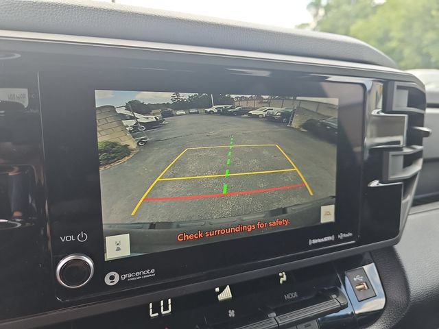 Used 2023 Toyota Tundra SR5 w/ SR5 Convenience Package AWD/4WD image 26