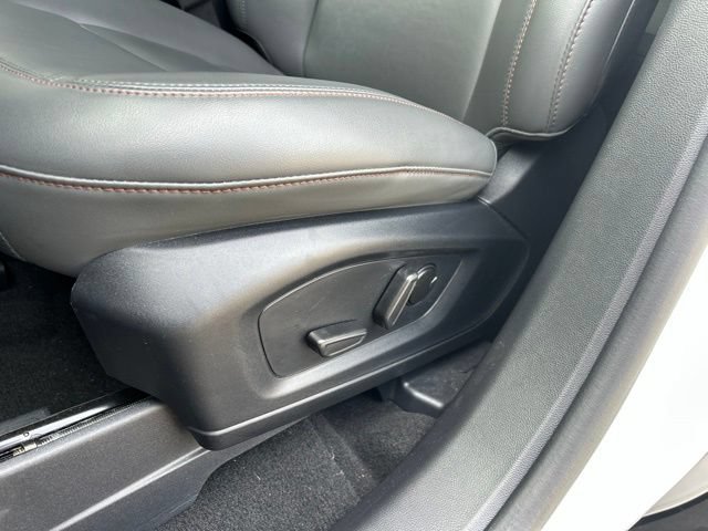 Certified 2025 Ford Explorer Active w/ Active Comfort Package AWD/4WD image 13