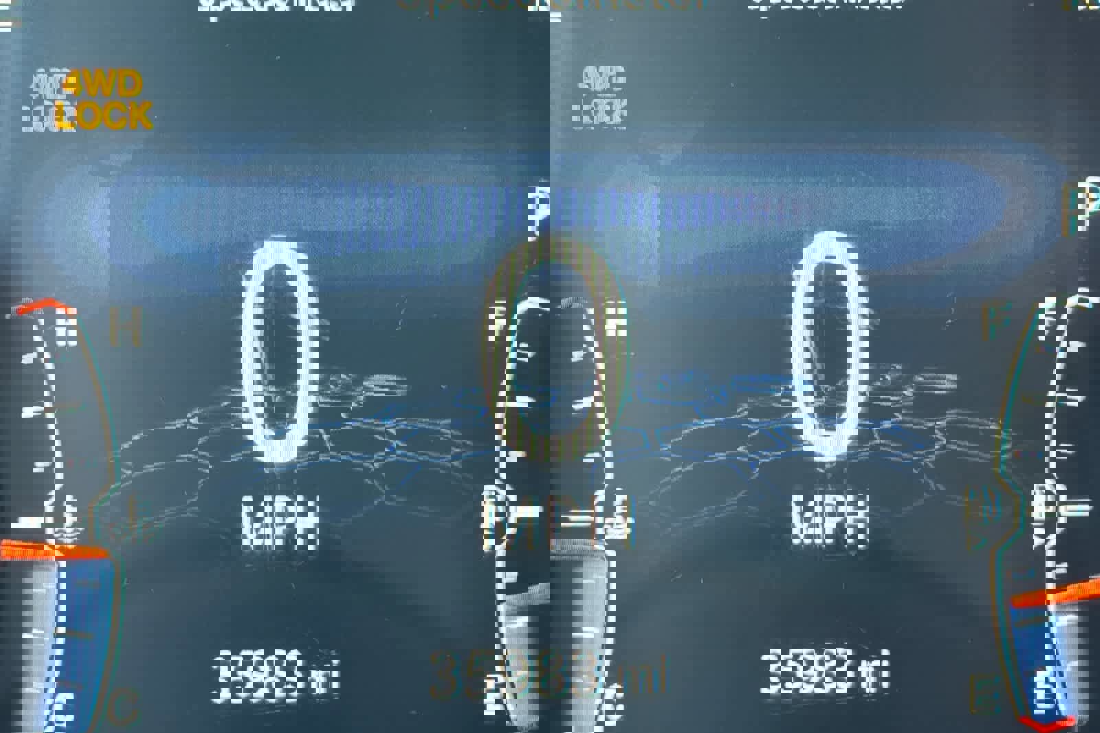 Used 2023 Jeep Compass Latitude image 25