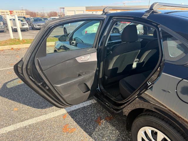 Used 2024 Kia Forte LX image 12