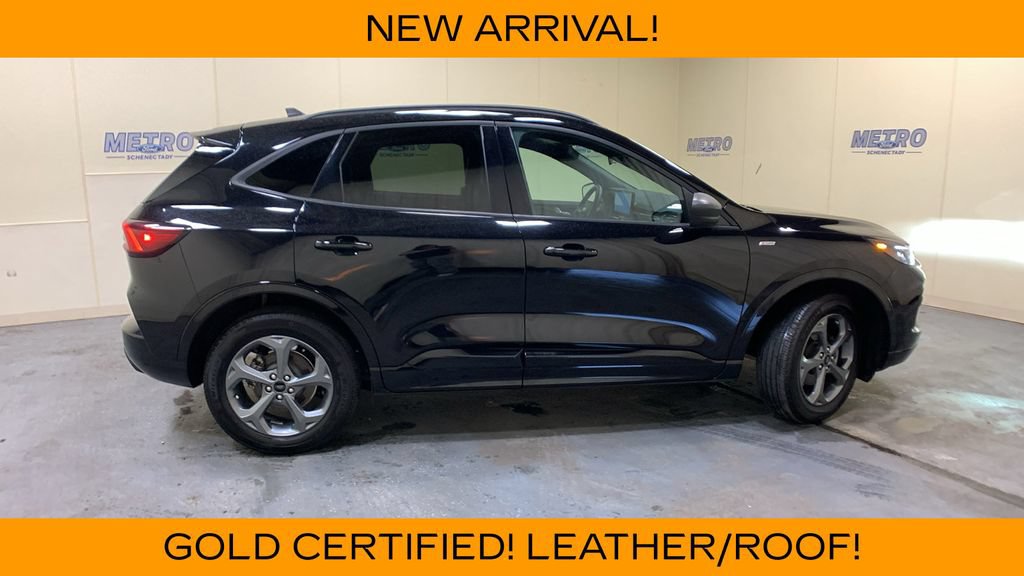 Certified 2024 Ford Escape ST-Line w/ Tech Pack #1 AWD/4WD image 2