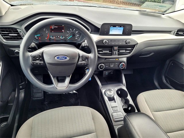 Certified 2022 Ford Escape S image 9